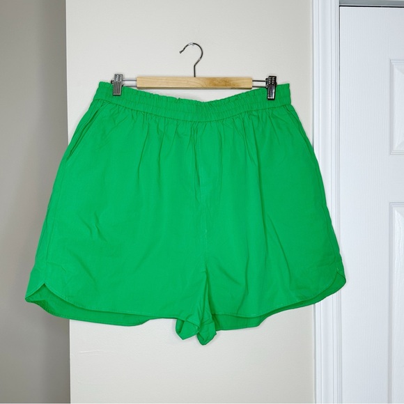 NWT Fashion Nova Bailey Button Up Short Set - Picture 6 of 7